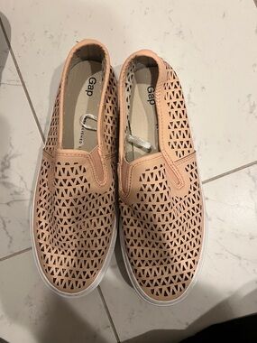GAP Peach Perforated Slip-On Sneakers